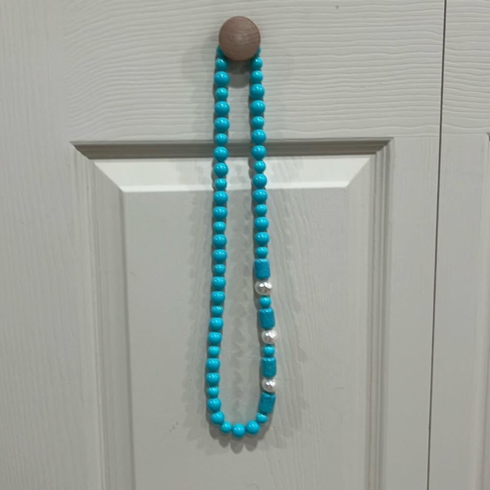 Turquoise and Pearl beaded 14.5” long fashion necklace